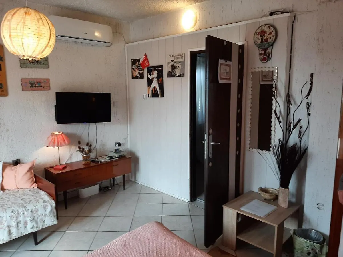 Studio Apartments Fancy 2 Rijeka